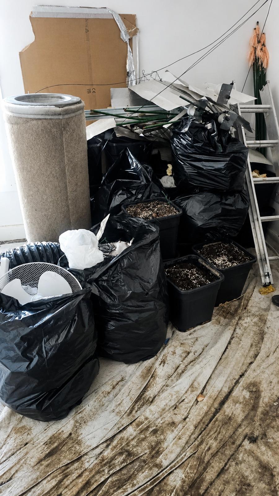 Building waste collection after renovation